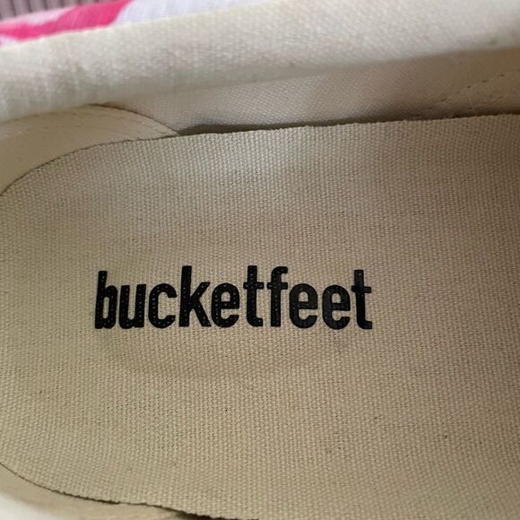 Bucket Feet Lip Service Print Slip On Shoes Size 9 - Picture 8 of 9